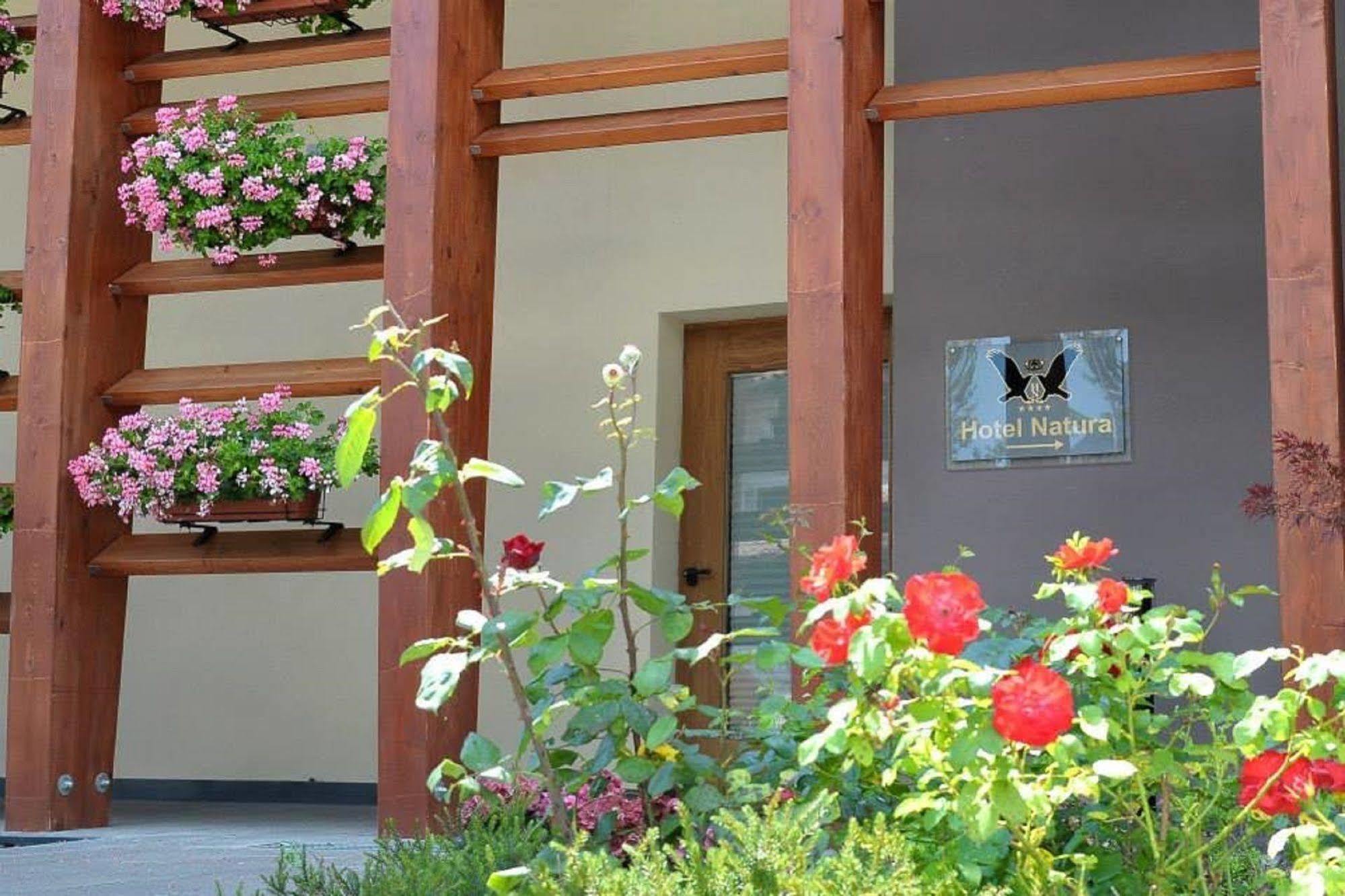 Hotel Natura Кастель-ди-Сангро Экстерьер фото