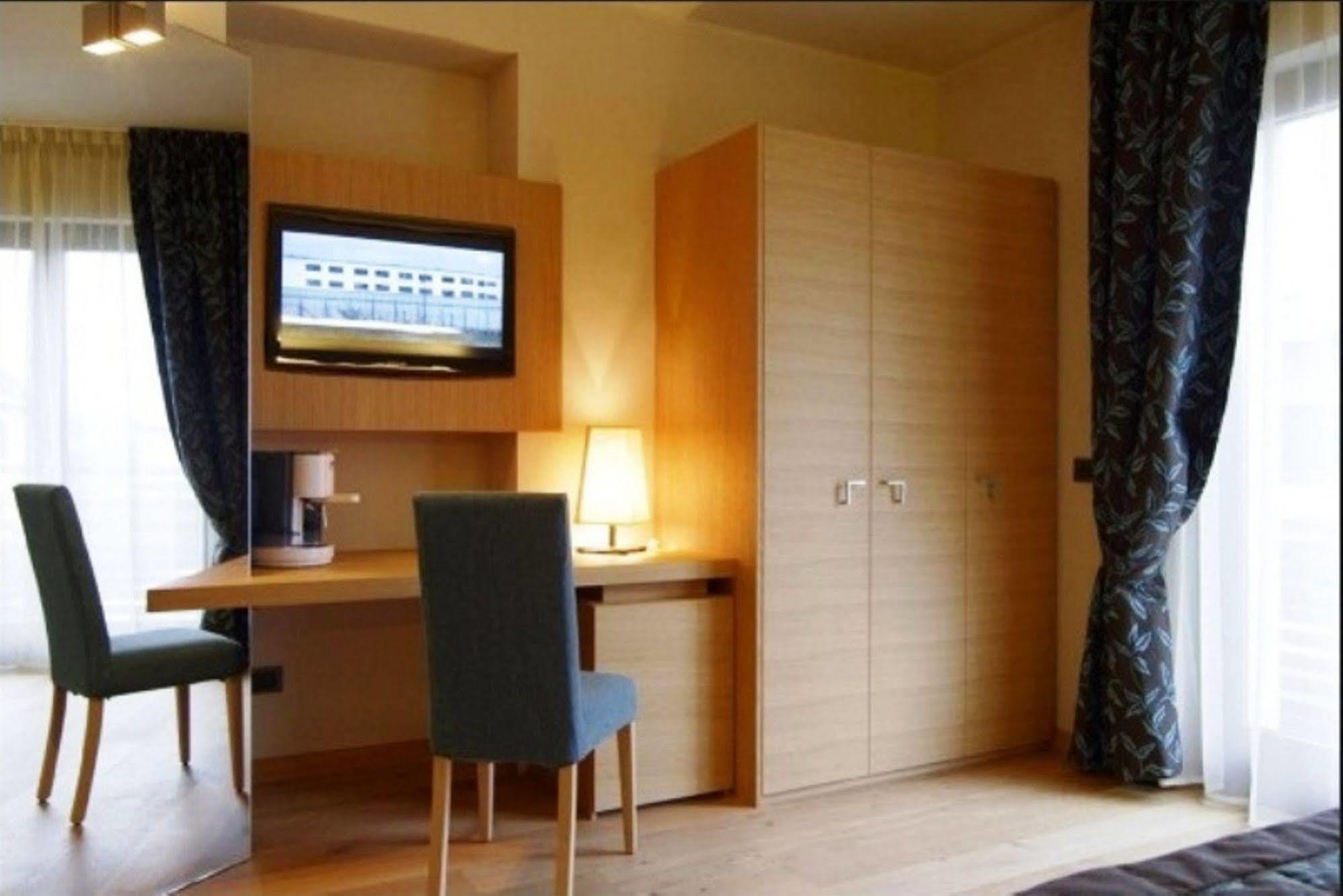 Hotel Natura Кастель-ди-Сангро Экстерьер фото