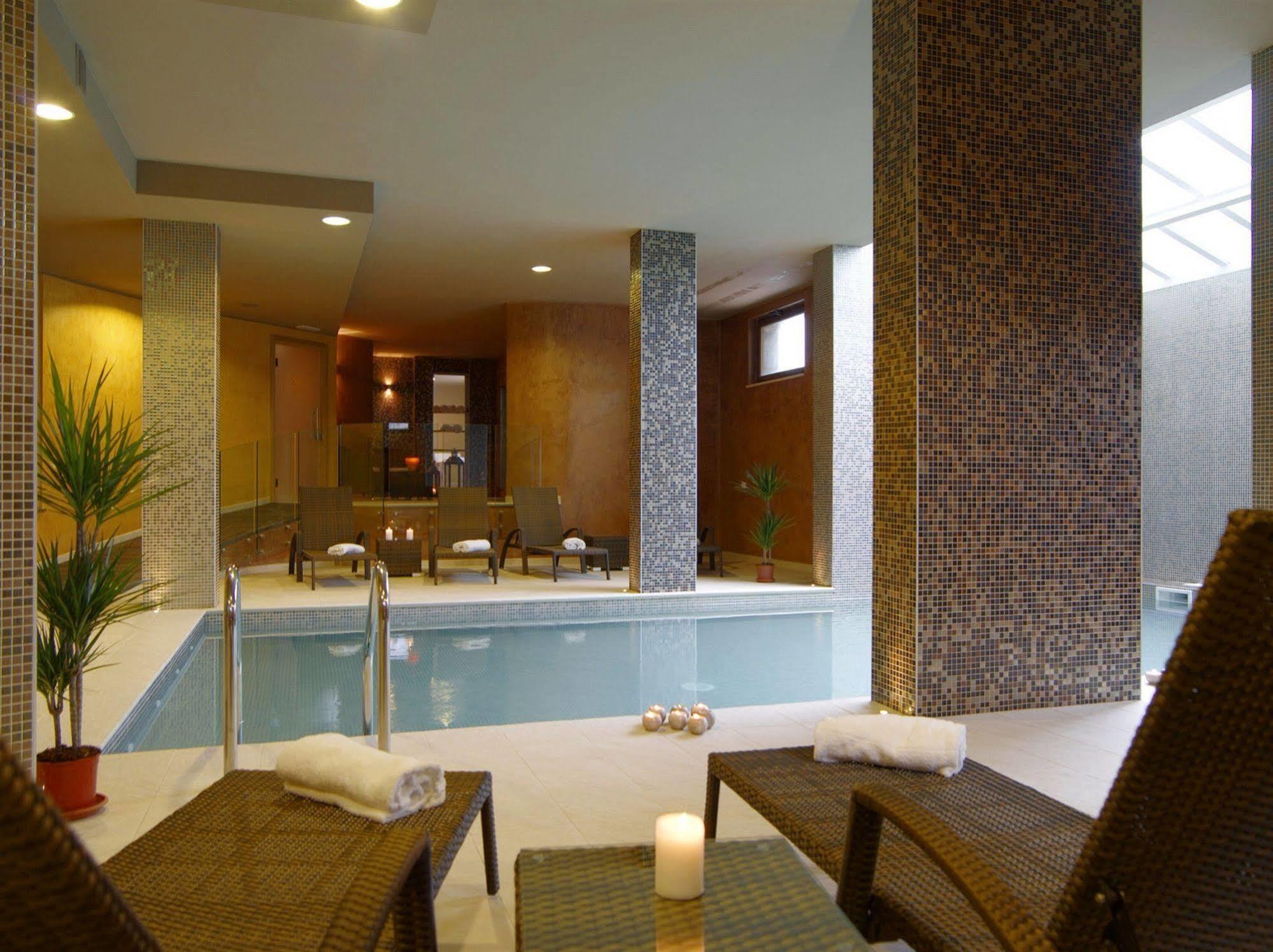 Hotel Natura Кастель-ди-Сангро Экстерьер фото
