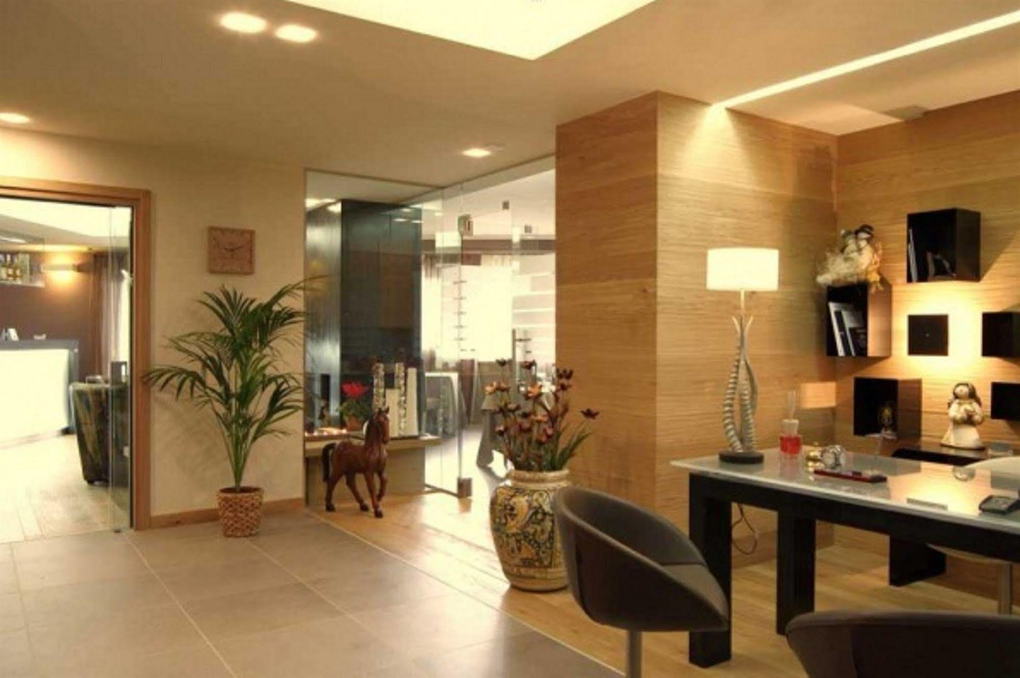 Hotel Natura Кастель-ди-Сангро Экстерьер фото